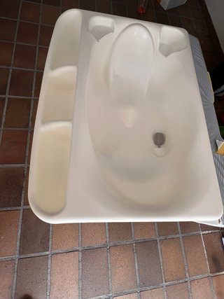 Cambiador y bañera para bebé CAM