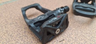 Pedales automáticos Exustar EPS-R