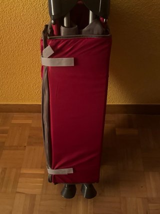 Cuna de viaje (colchón y almohada de regalo)
