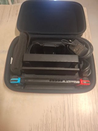 Nintendo Switch con accesorios