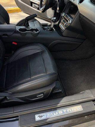 Ford Mustang 2017 5.0 V8 (NEGOCIABLE)