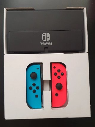 Nintendo Switch OLED + Regalo + Factura