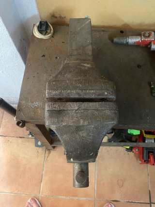 Tornillo de banco Acesa Acero 28kg
