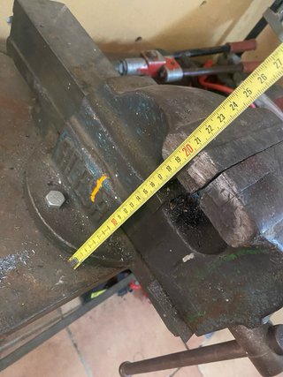 Tornillo de banco Acesa Acero 28kg