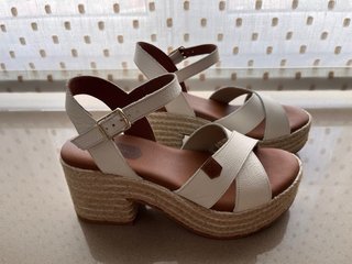 Sandalias Popa Piel Blanca Talla 37