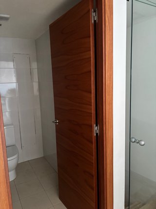 Puerta madera cerezo