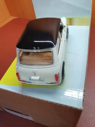 Mini Cooper Bburago scala da 1/18