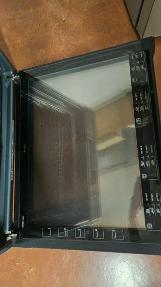 Horno eléctrico AEG