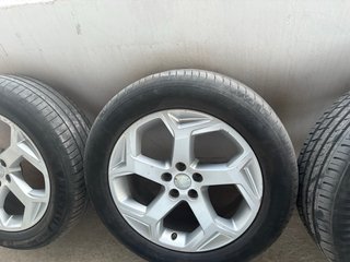 Llantas Land Rover R20
