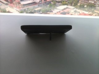 Funda móvil negra con anillo
