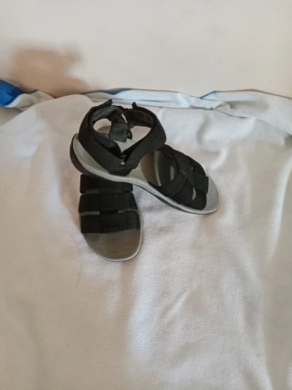 Sandalias Hombre Negras y Grises
