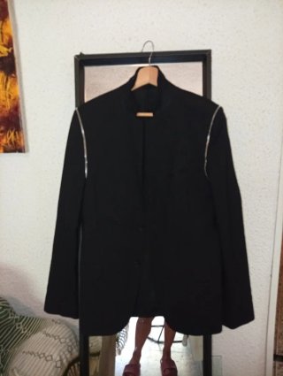 Chaleco negro cuello mao, elegante