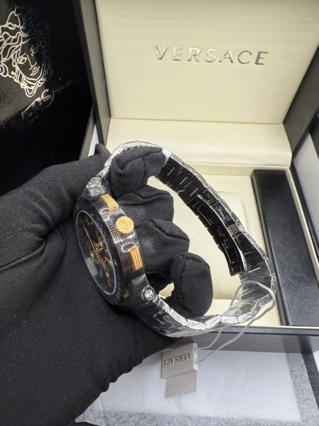 Reloj Versace Dorado y Gris