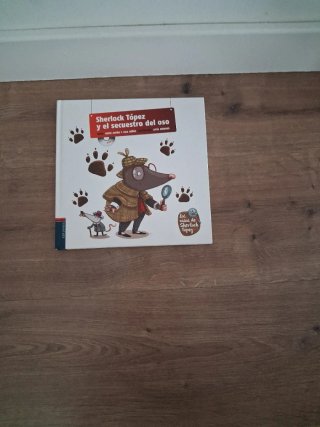 2 libros de Sherlock Tópez