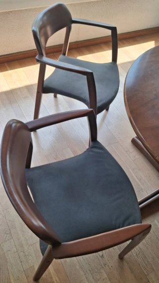 Mesa redonda madera + 4 sillas