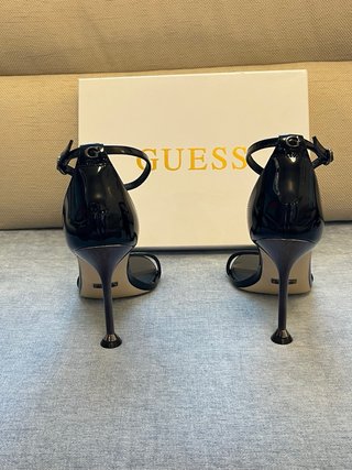 Sandali Guess n. 41 vernice nera