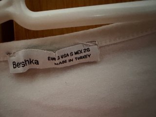 Camiseta Bershka S Mariposa Flores
