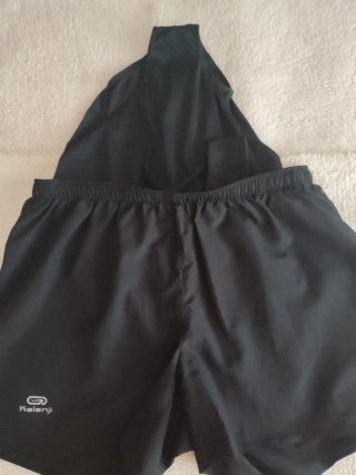 Short deportivo Kalenji negro