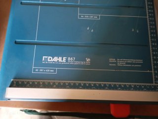 Guillotina profesional Dahle 867