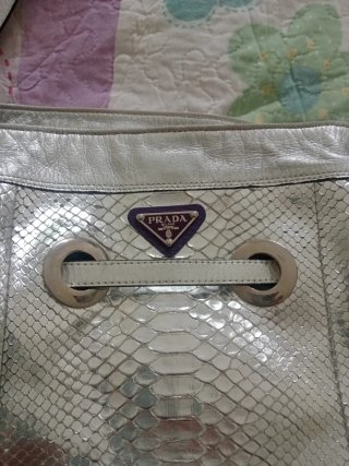 Borsa Prada Pelle Serpente Argento