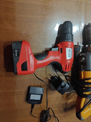 Lote 2 taladros + cargador
