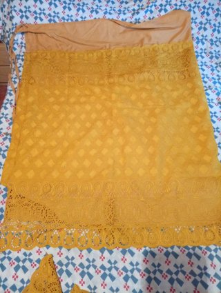 Conjunto falda larga y blusa amarillo