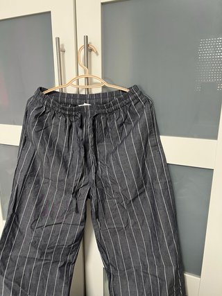 Pantalones H&M rayas grises