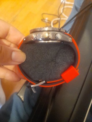 Reloj Frederic Negro y Naranja
