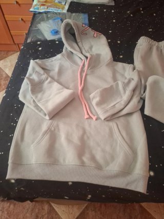 Conjunto Sudadera y Pantalón Gris Talla M