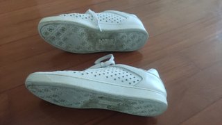 Zapatillas Guess Piel Estrellas Talla 40
