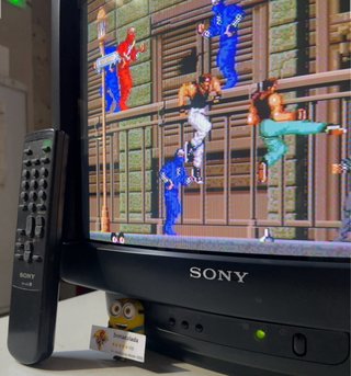 Sony Trinitron KV 1400E (se envía.)