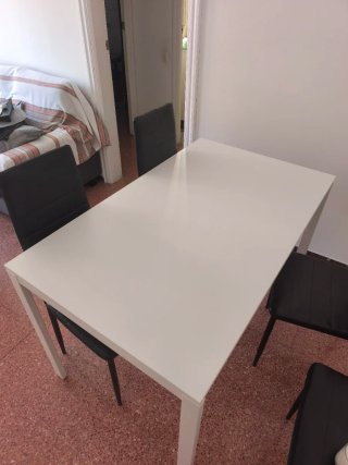 Mesa Comedor Blanca y Gris