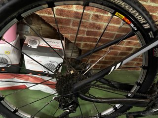 Bicicleta Carbono Monocoque 29er