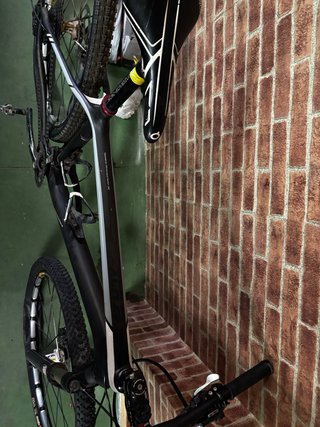 Bicicleta Carbono Monocoque 29er