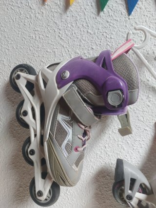 Patines en línea grises y morados del 35 al 38