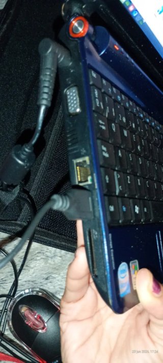 Portatile Acer Aspire con Linux