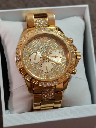Reloj Guess Dorado con Cristales