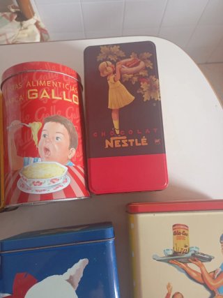 Lotto di 8 Scatole Metalliche Vintage