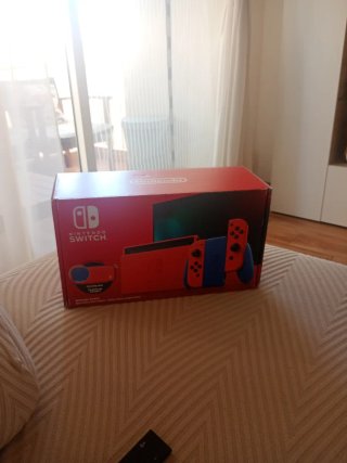 Nintendo Switch Azul y Rojo