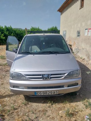Peugeot 806 1999