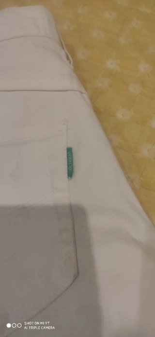 Calzoncini Valentino bianchi 8 anni usati poco
