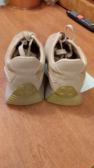 Zapatillas beige