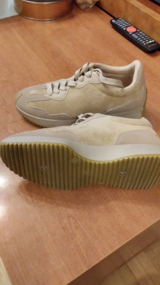 Zapatillas beige