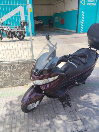 Suzuki burnang Scooter Negra/Burdeos Automática