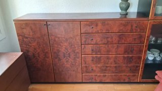 Mueble vitrina y cajonera madera