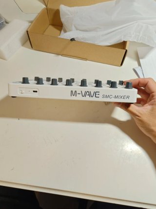 Controlador MIDI M-VAVE SMC MIXER Bluetooth