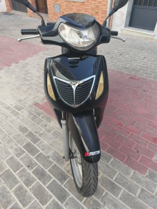 Honda SH150 Scooter