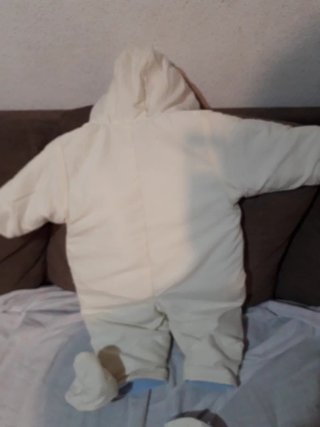 Buzo infantil unisex con manoplas y patucos