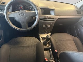 Opel Astra 1.7 CDTi Essentia 80 CV
