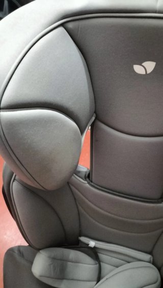 Silla de coche Joie gris